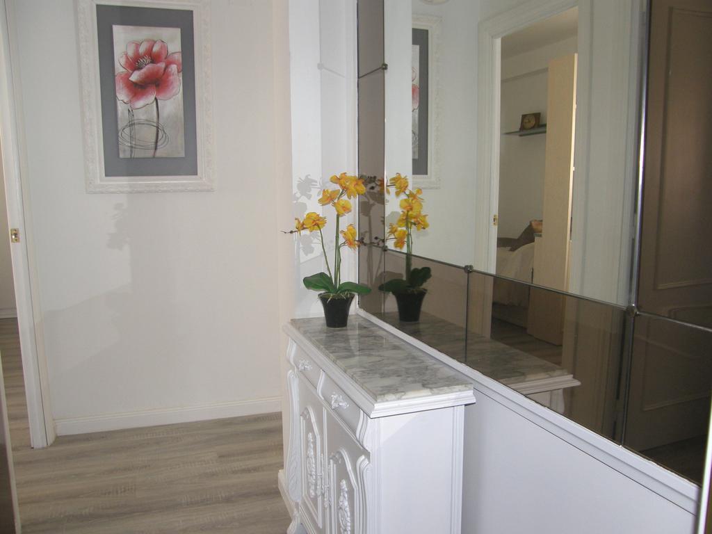 Atico Con Terraza En La Jota Daire Zaragoza Dış mekan fotoğraf